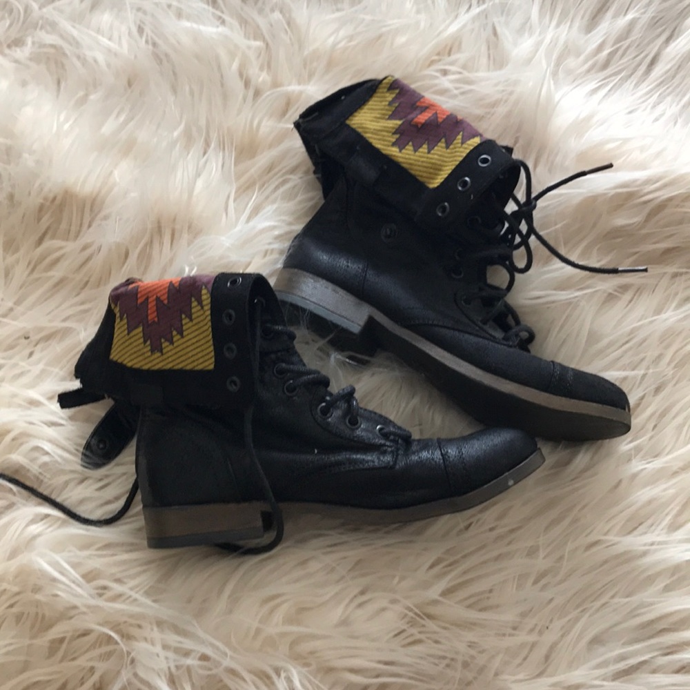 Mossimo Boots